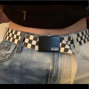 checkered belt